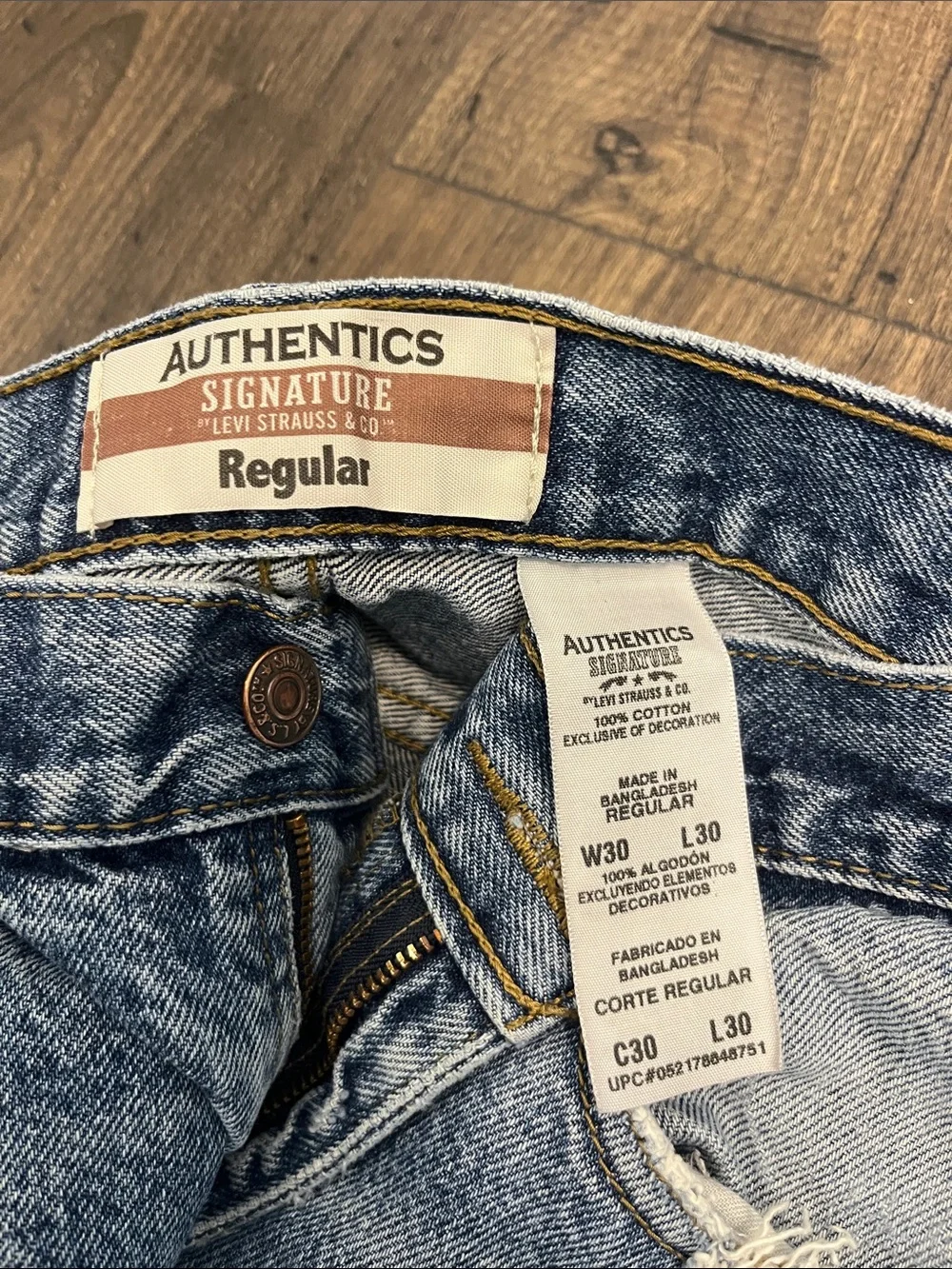 Signature by Levi Strauss relaxed fit